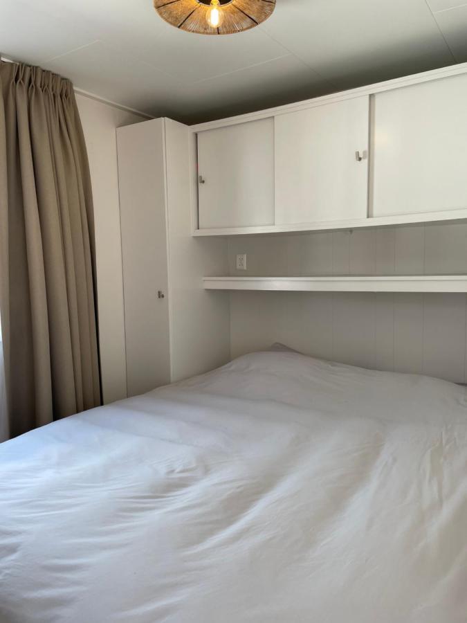 Luxe Chalet Direct Aan Het Water Met Strand Lith Εξωτερικό φωτογραφία