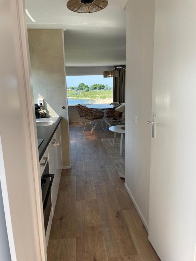 Luxe Chalet Direct Aan Het Water Met Strand Lith Εξωτερικό φωτογραφία
