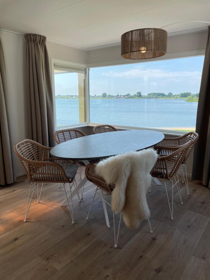 Luxe Chalet Direct Aan Het Water Met Strand Lith Εξωτερικό φωτογραφία