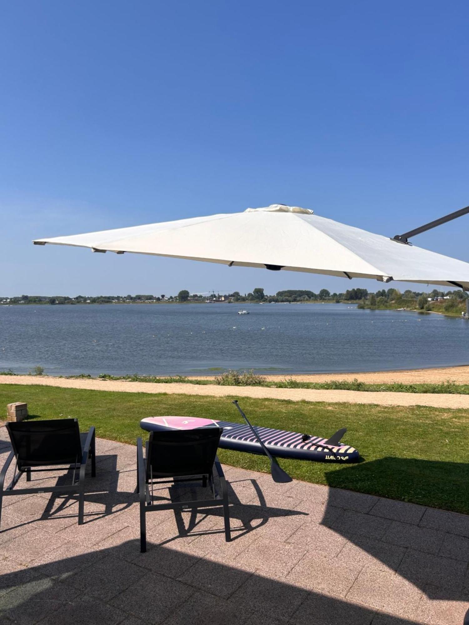 Luxe Chalet Direct Aan Het Water Met Strand Lith Εξωτερικό φωτογραφία